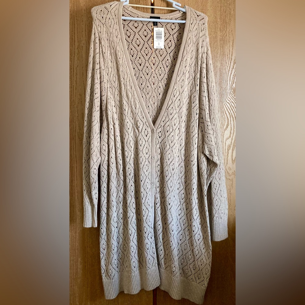 Elegant Cream Knit Sweater